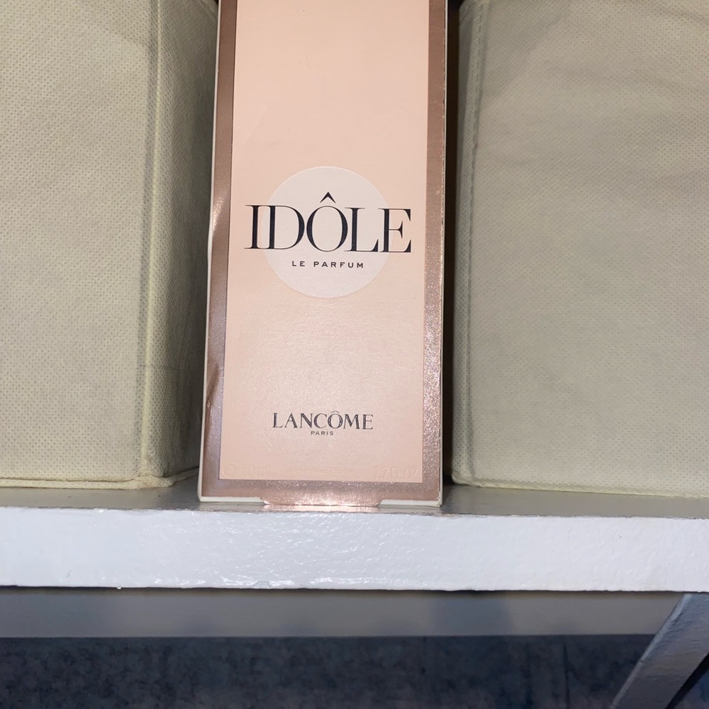 Lancome Idôle Le Parfum - Cream and Pink